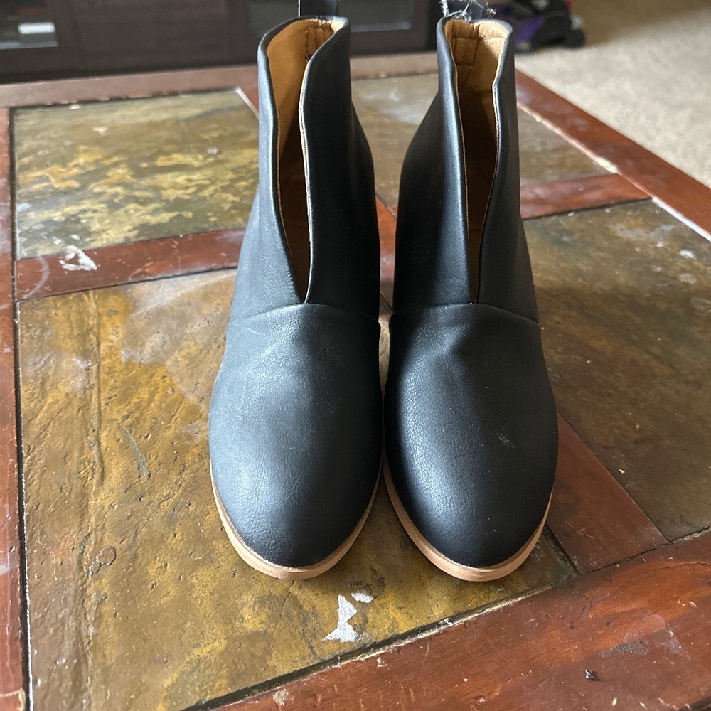 Black heeled booties